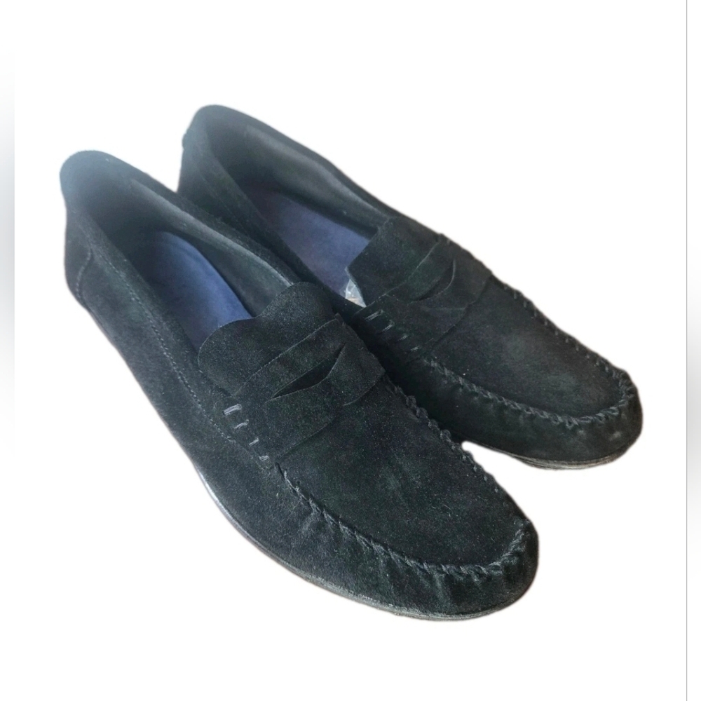 Aquatalia Penny Loafers  Women's Size 8.5 Black Suede Made In Italy Classic